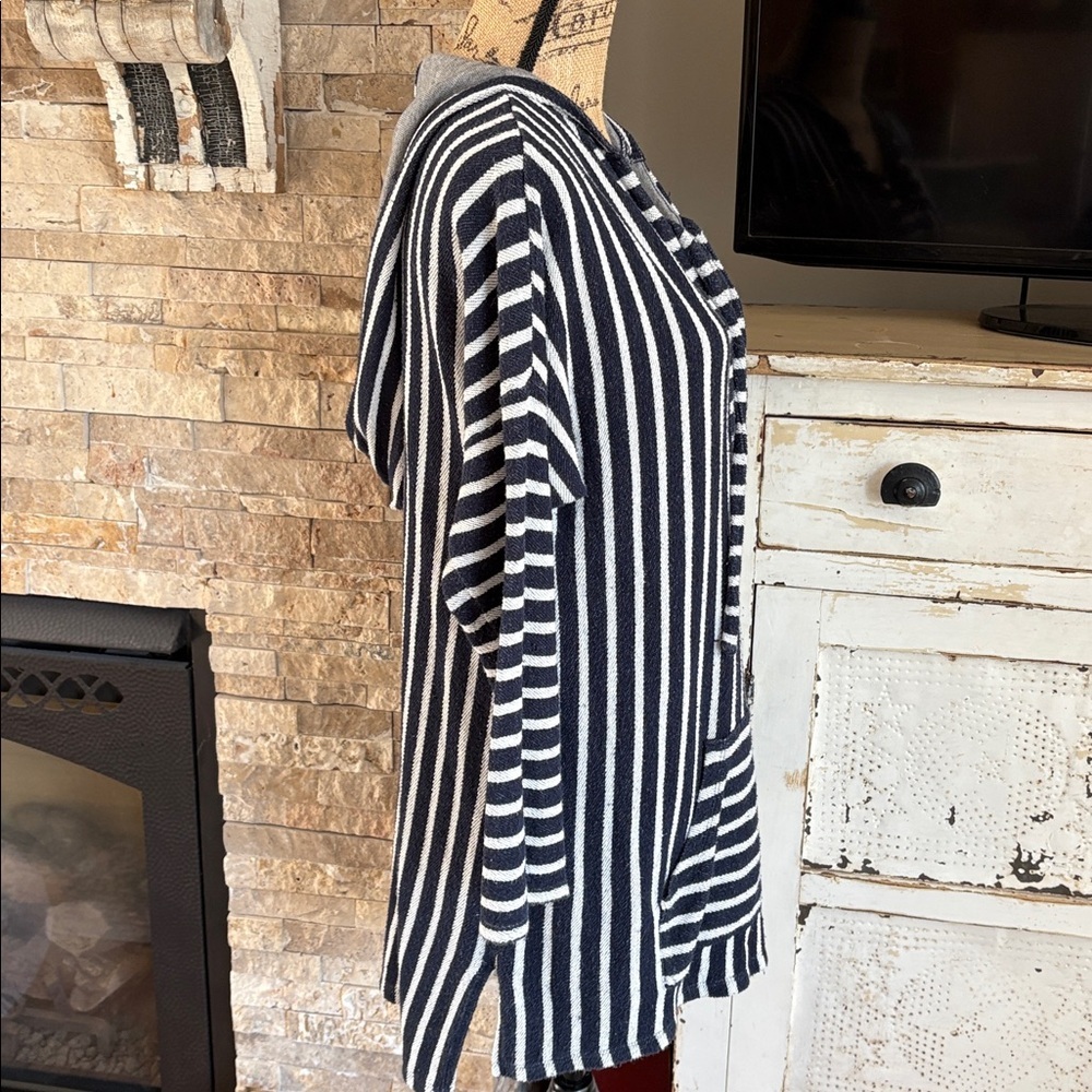 Soft Surroundings Offshore Pullover navy stripe hooded kangaroo pocket nautical - Picture 10 of 16